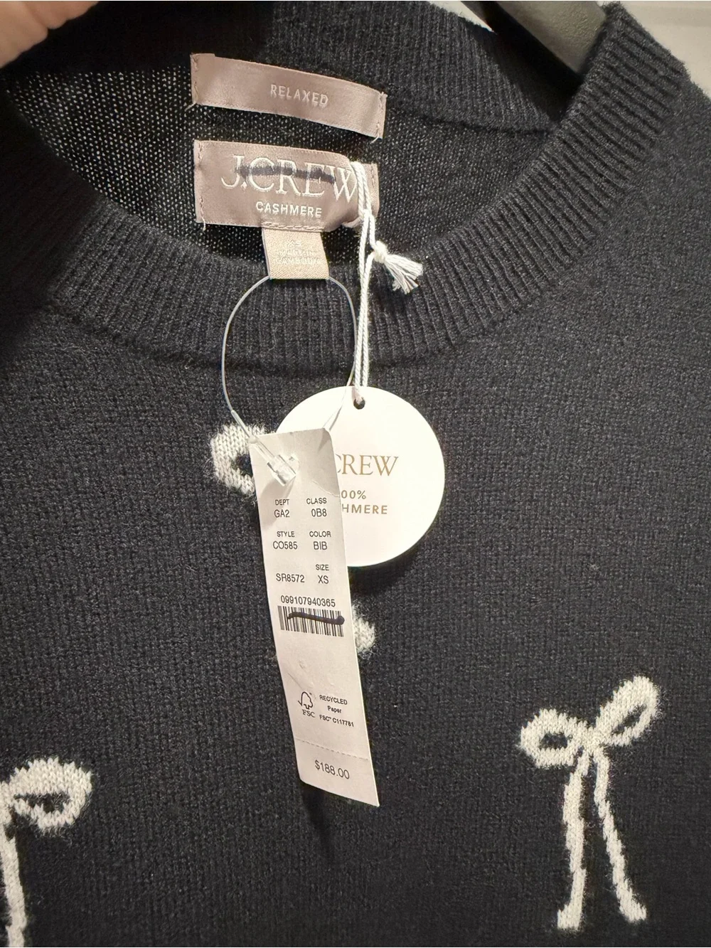 NEW J. Crew Perfect cashmere crewneck sweater black ivory bows print XS CO585